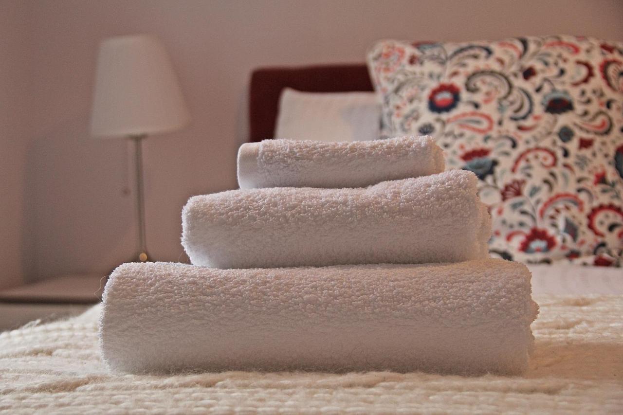 Cosy Castle Apartment เอดินบะระ ภายนอก รูปภาพ