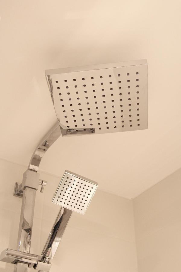 Cosy Castle Apartment เอดินบะระ ภายนอก รูปภาพ